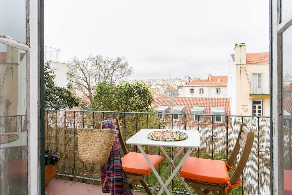 Principe Real Cool And Artistic 3 Bedrooms Flat! Лиссабон Экстерьер фото